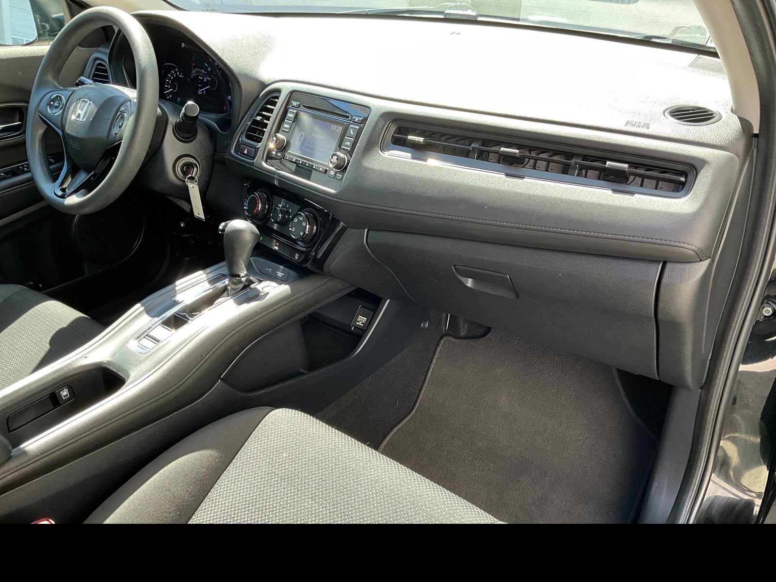 Used 2020 Honda HR-V LX image 8