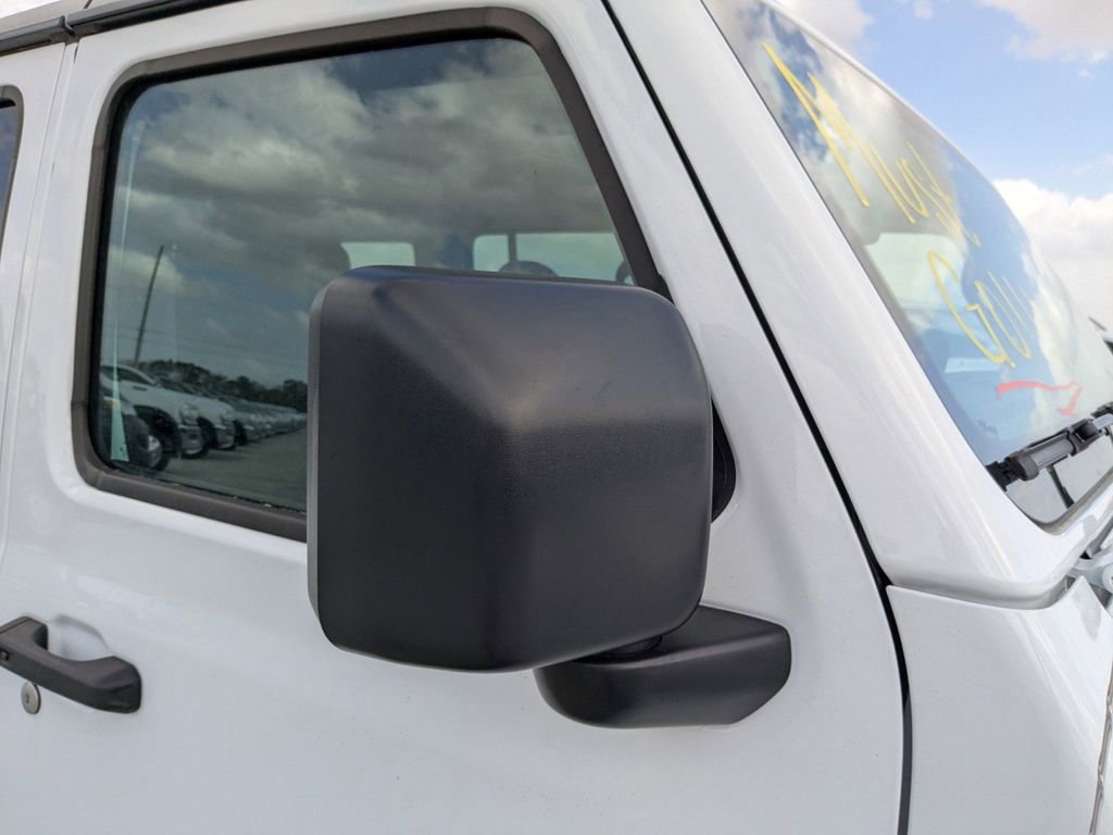 Used 2023 Jeep Wrangler Sahara 4xe image 13