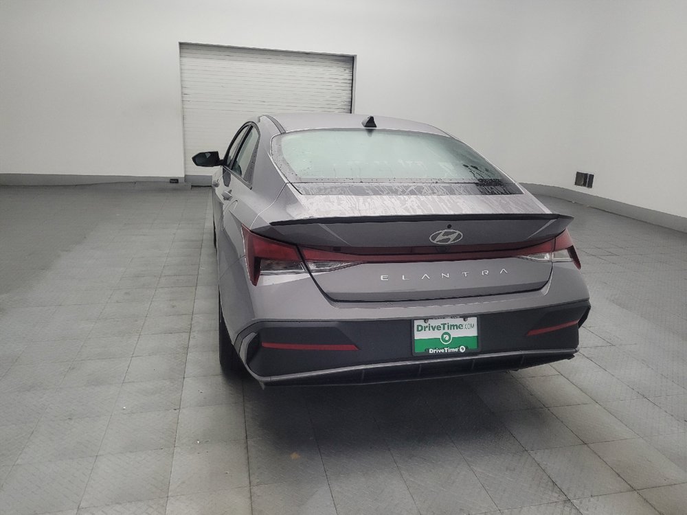 Used 2025 Hyundai Elantra Sport w/ Cargo Package FWD image 6