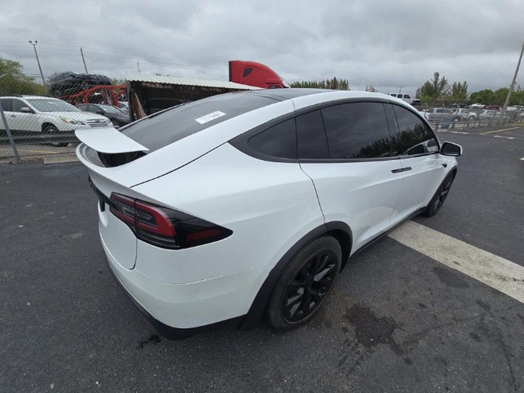 Used 2022 Tesla Model X AWD/4WD image 4