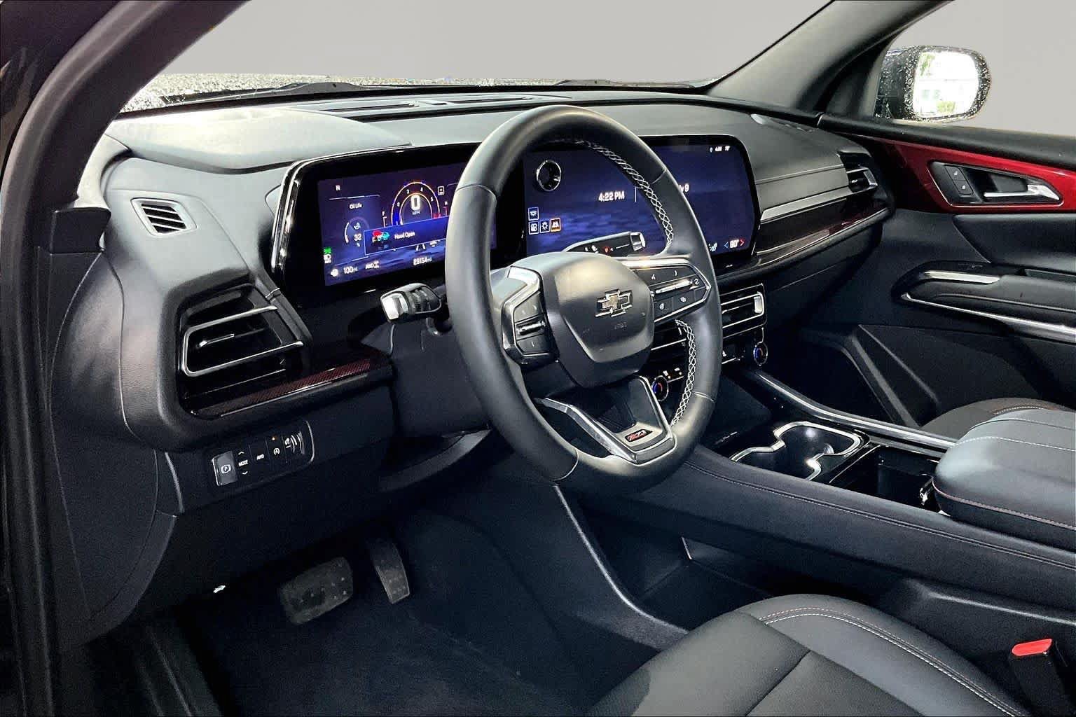 Used 2024 Chevrolet Traverse Z71 AWD/4WD image 18