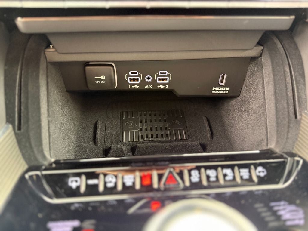 New 2026 Jeep Grand Wagoneer Summit AWD/4WD image 25