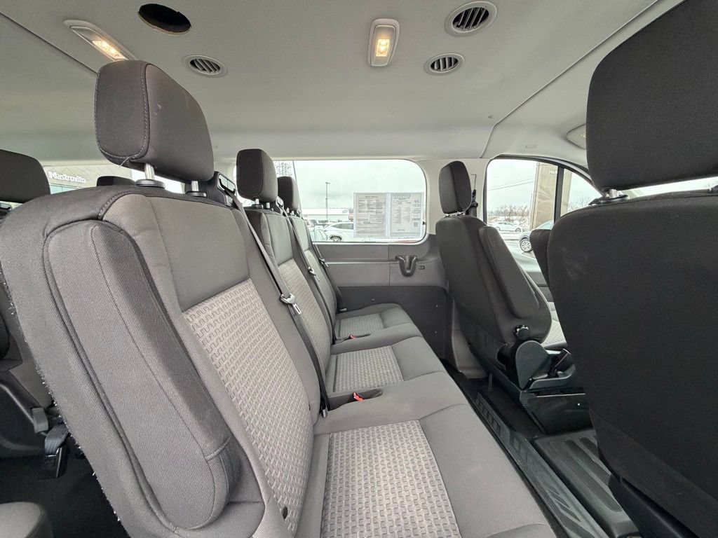 Used 2023 Ford Transit 350 XLT RWD image 18