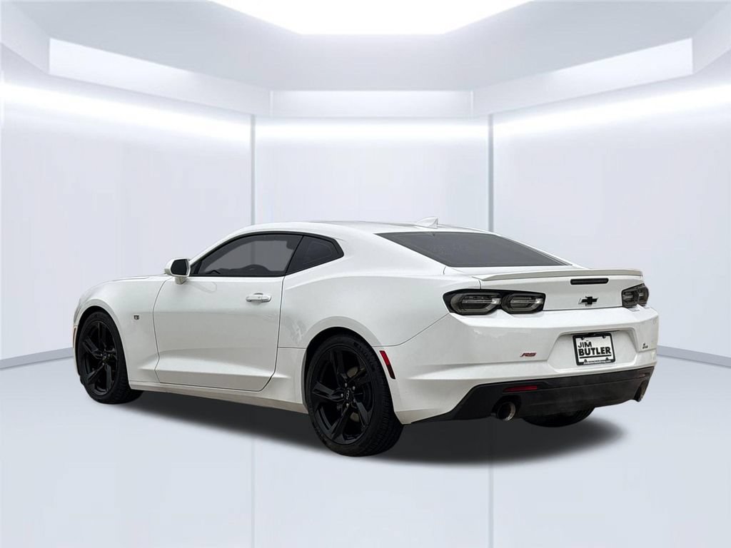 Used 2020 Chevrolet Camaro LT w/ RS Package RWD image 4