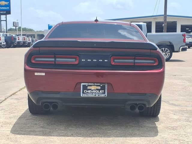 Used 2017 Dodge Challenger R/T Scat Pack w/ Leather Interior Group RWD image 6