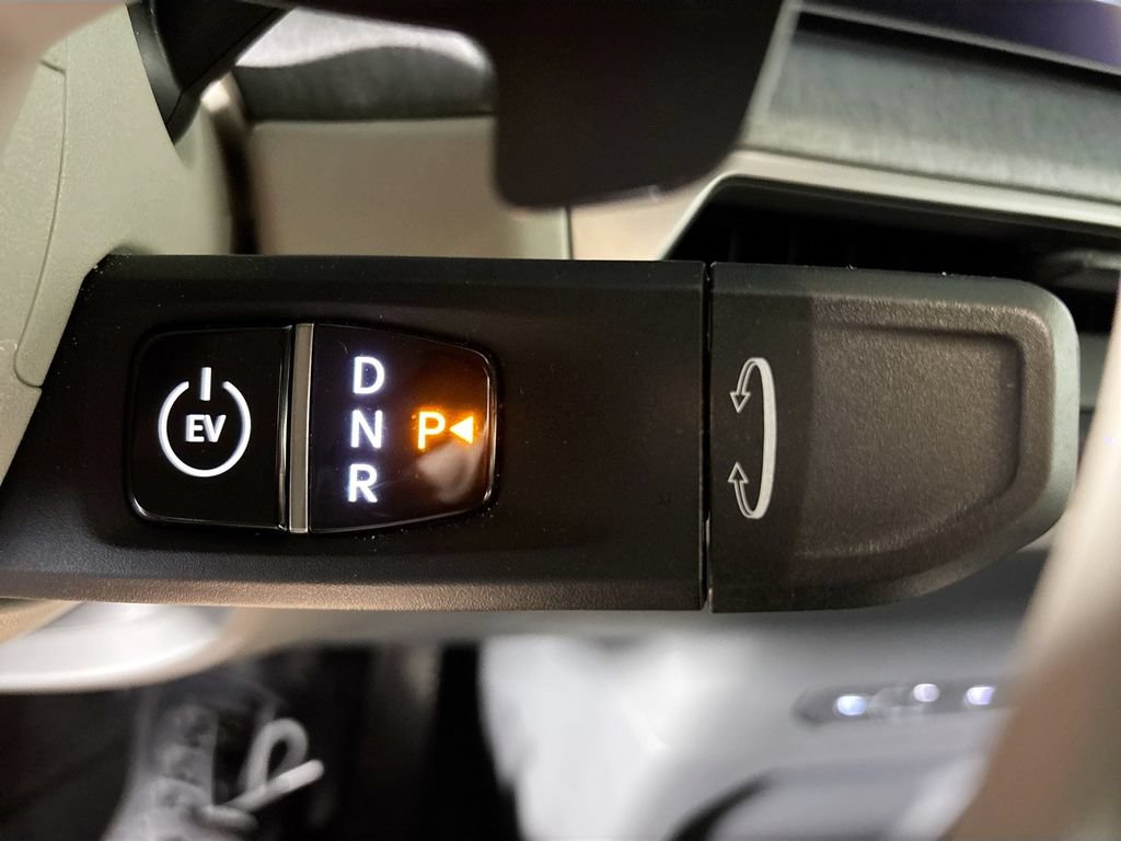 Used 2024 Kia EV9 Wind AWD/4WD image 18