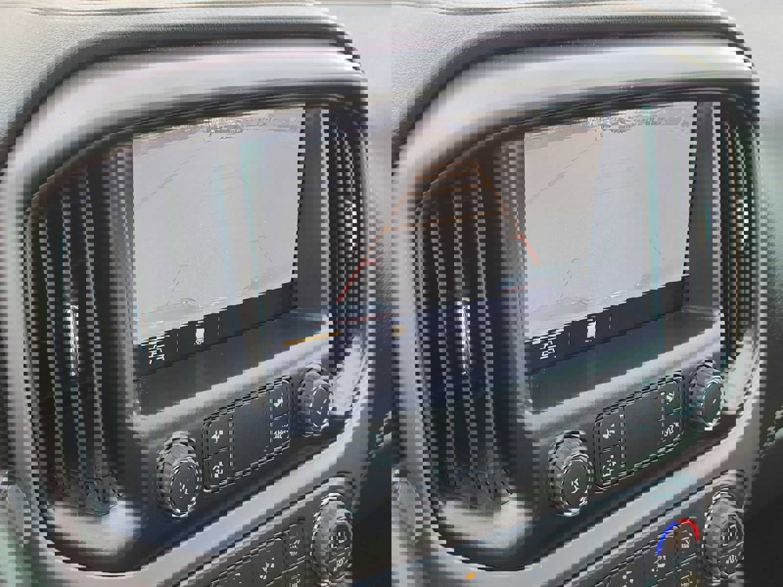 Used 2022 GMC Canyon AT4 image 22