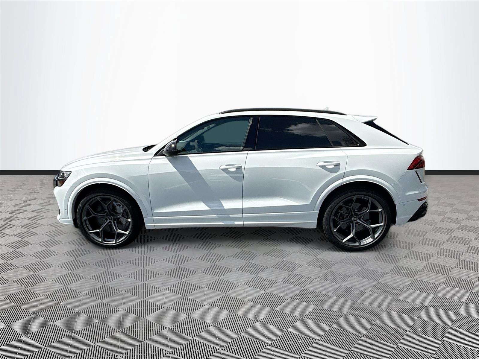 New 2026 Audi RS Q8 performance AWD/4WD image 4