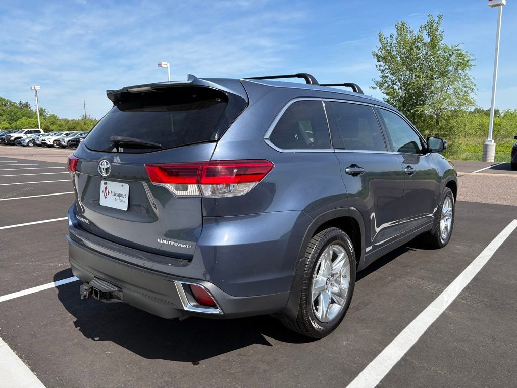 Used 2018 Toyota Highlander Limited AWD/4WD image 8