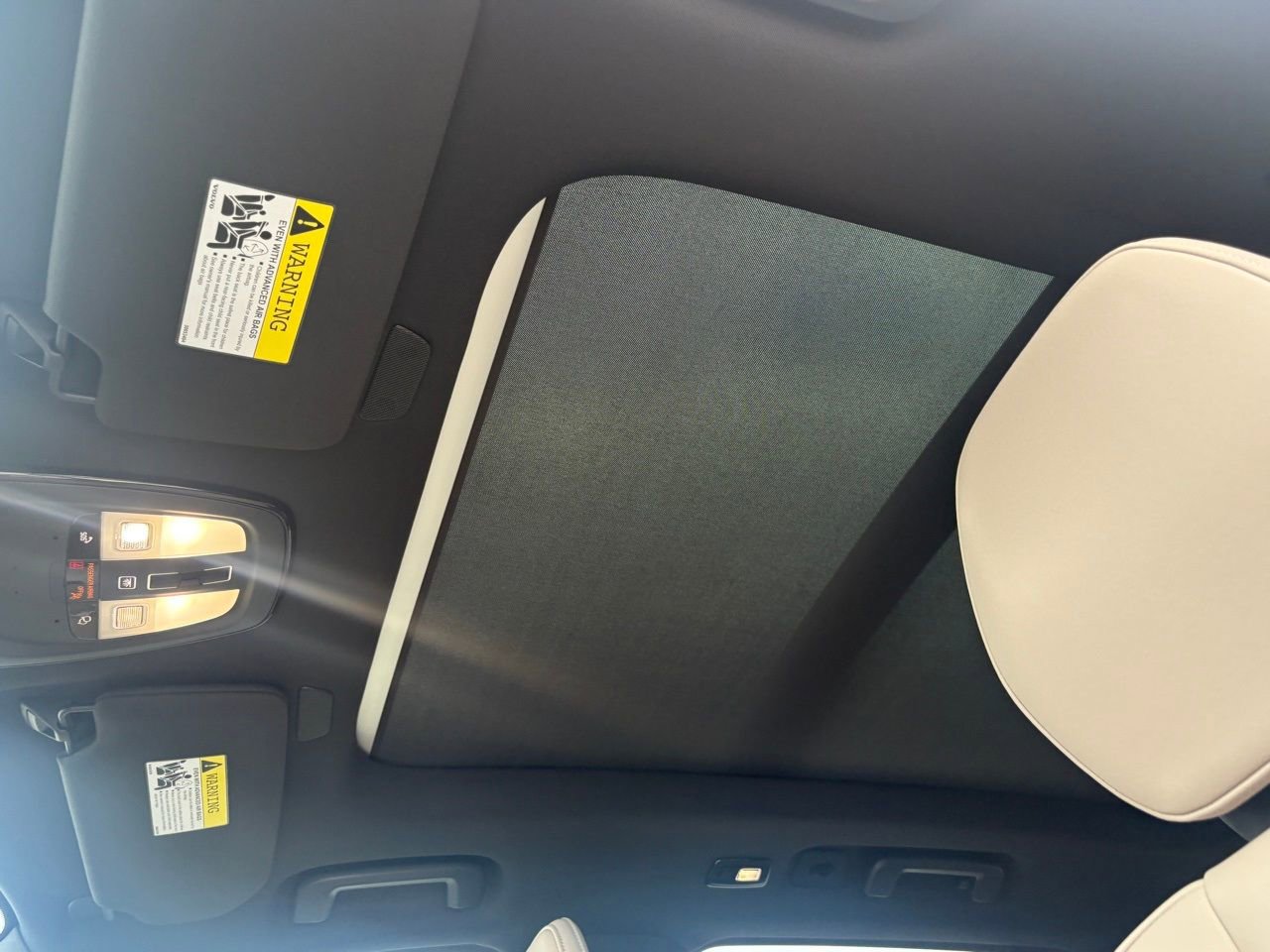 New 2026 Volvo XC90 T8 Plus w/ Protection Package Premier image 20