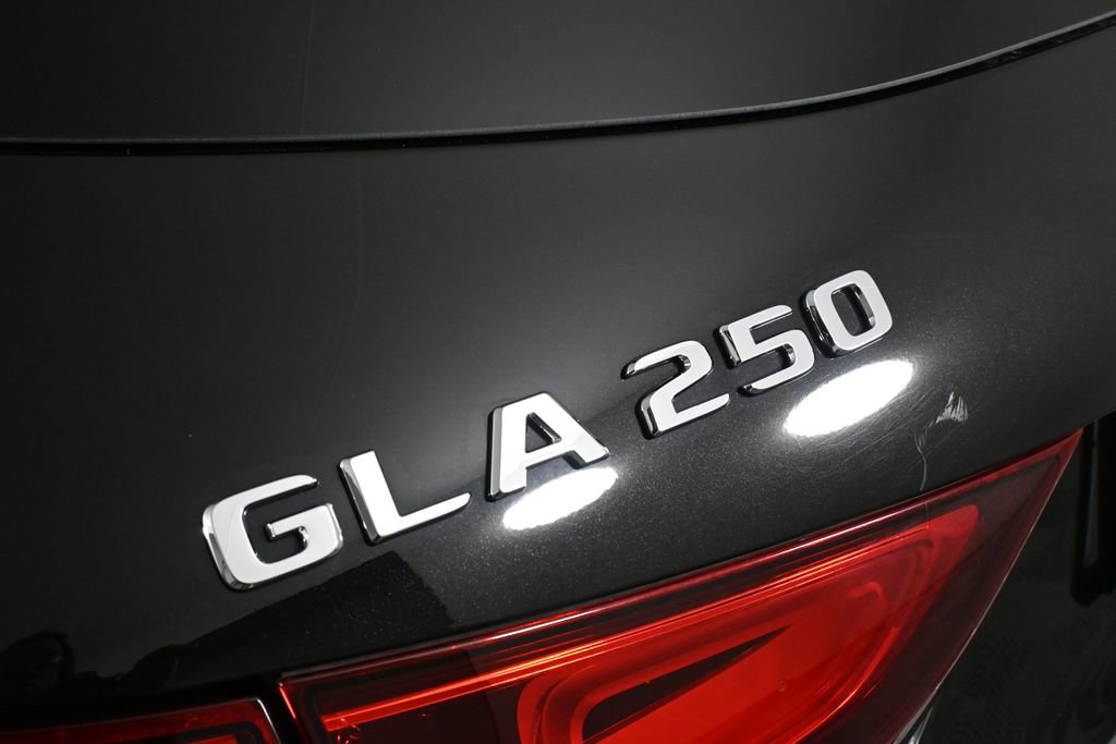 Certified 2022 Mercedes-Benz GLA 250 image 27