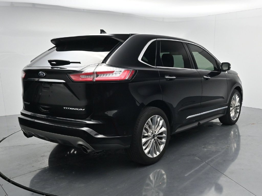 Used 2020 Ford Edge Titanium w/ Equipment Group 301A FWD image 7