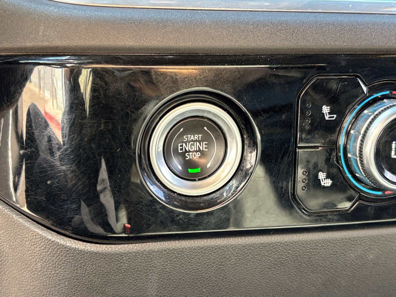 Used 2022 GMC Sierra 1500 Elevation image 29
