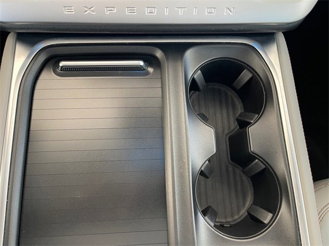 Used 2025 Ford Expedition Max Active image 23