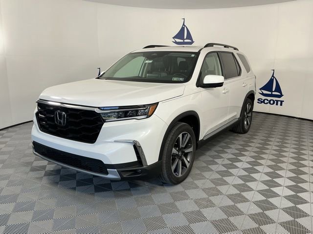 Used 2023 Honda Pilot Elite image 3