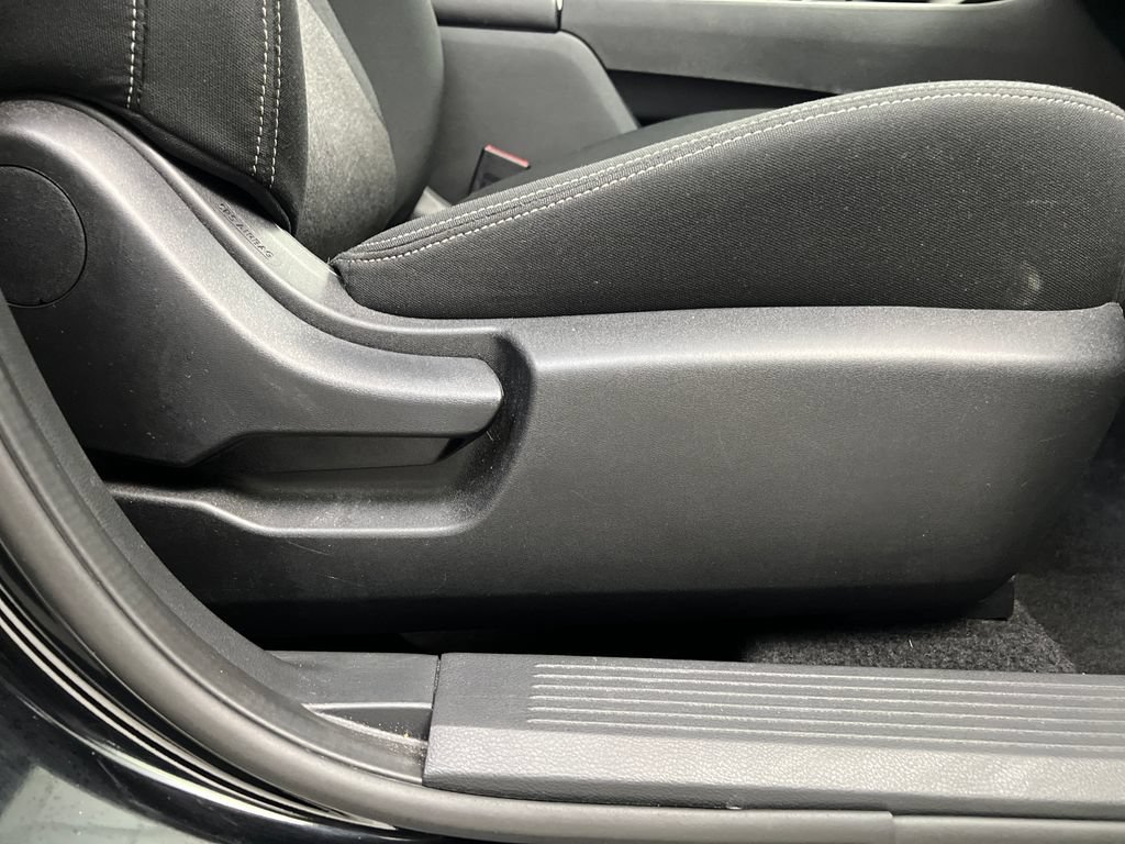 Used 2024 Nissan Rogue SV AWD/4WD image 26