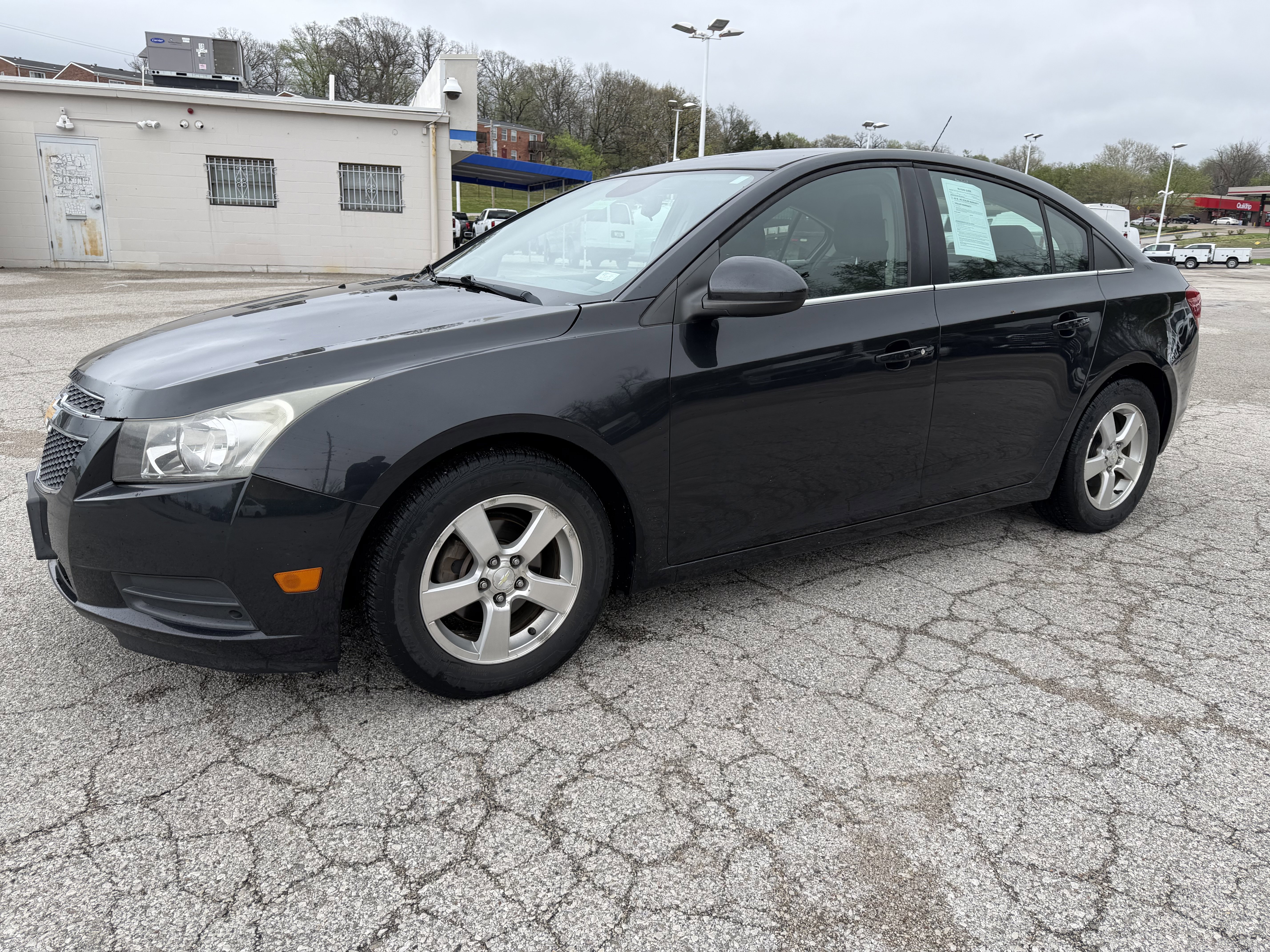 Used 2013 Chevrolet Cruze LT image 3