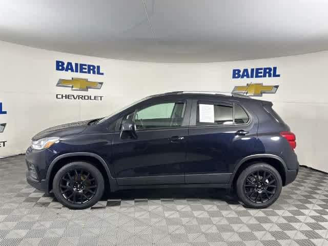 Used 2021 Chevrolet Trax LT w/ Sport Edition AWD/4WD image 2