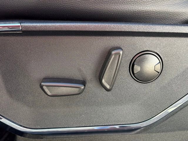Used 2024 Ford F250 Lariat image 39