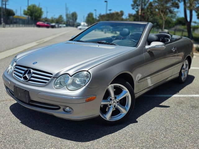 Used 2005 Mercedes-Benz CLK 320 Cabriolet image 28