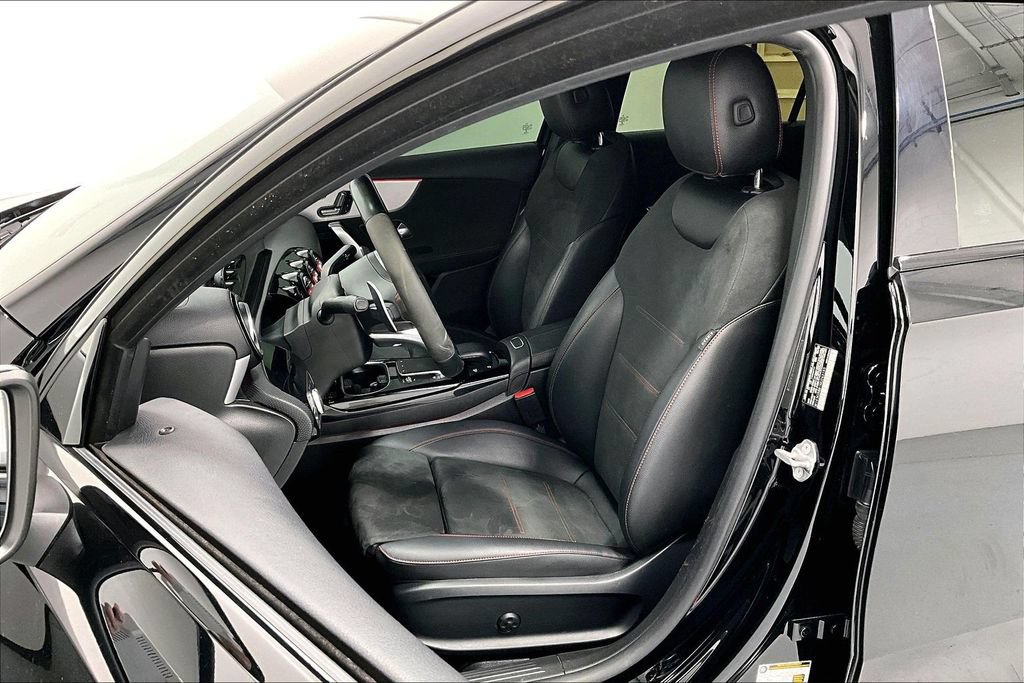 Used 2021 Mercedes-Benz A 35 AMG 4MATIC image 30