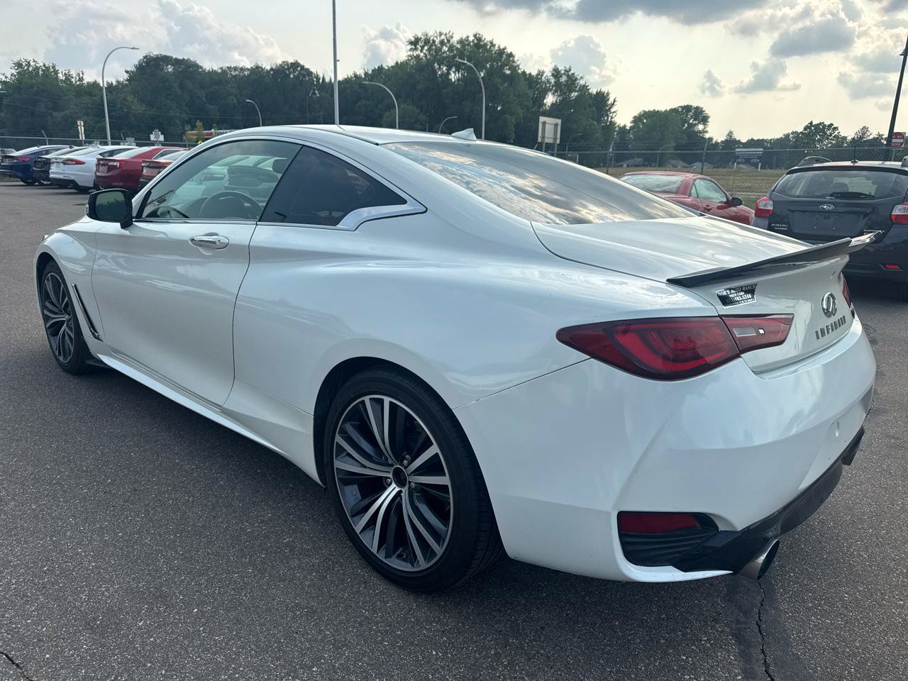 Used 2019 INFINITI Q60 3.0t Luxe w/ Essential Package AWD/4WD image 7