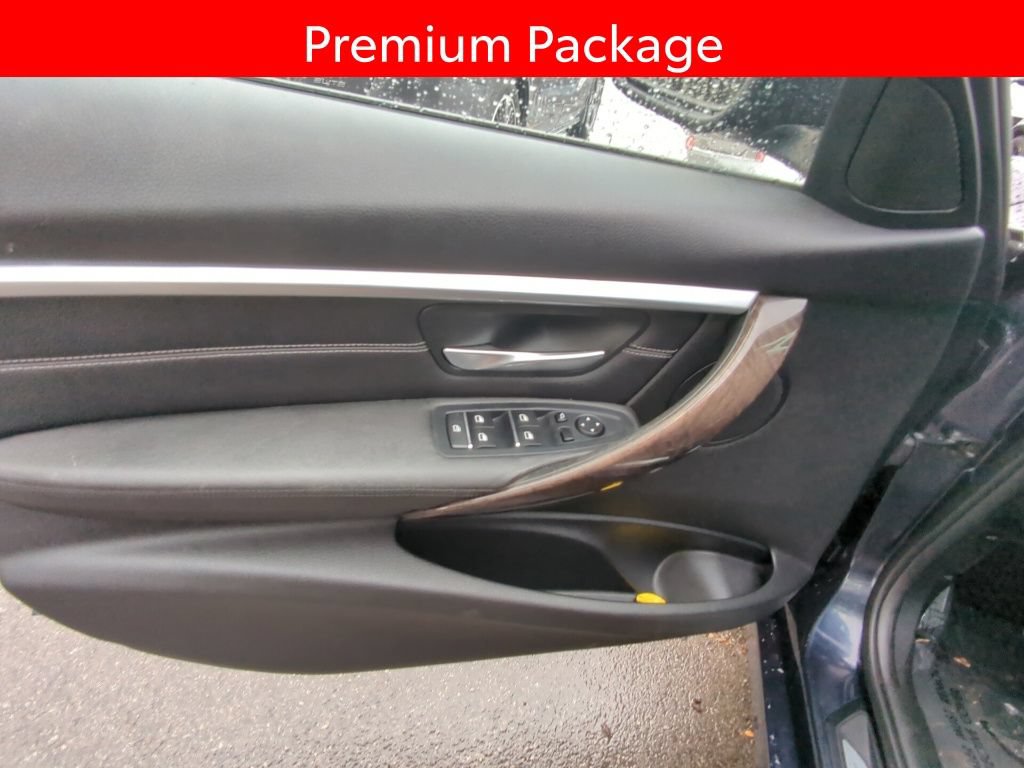 Used 2016 BMW 328i xDrive Sedan AWD/4WD image 8
