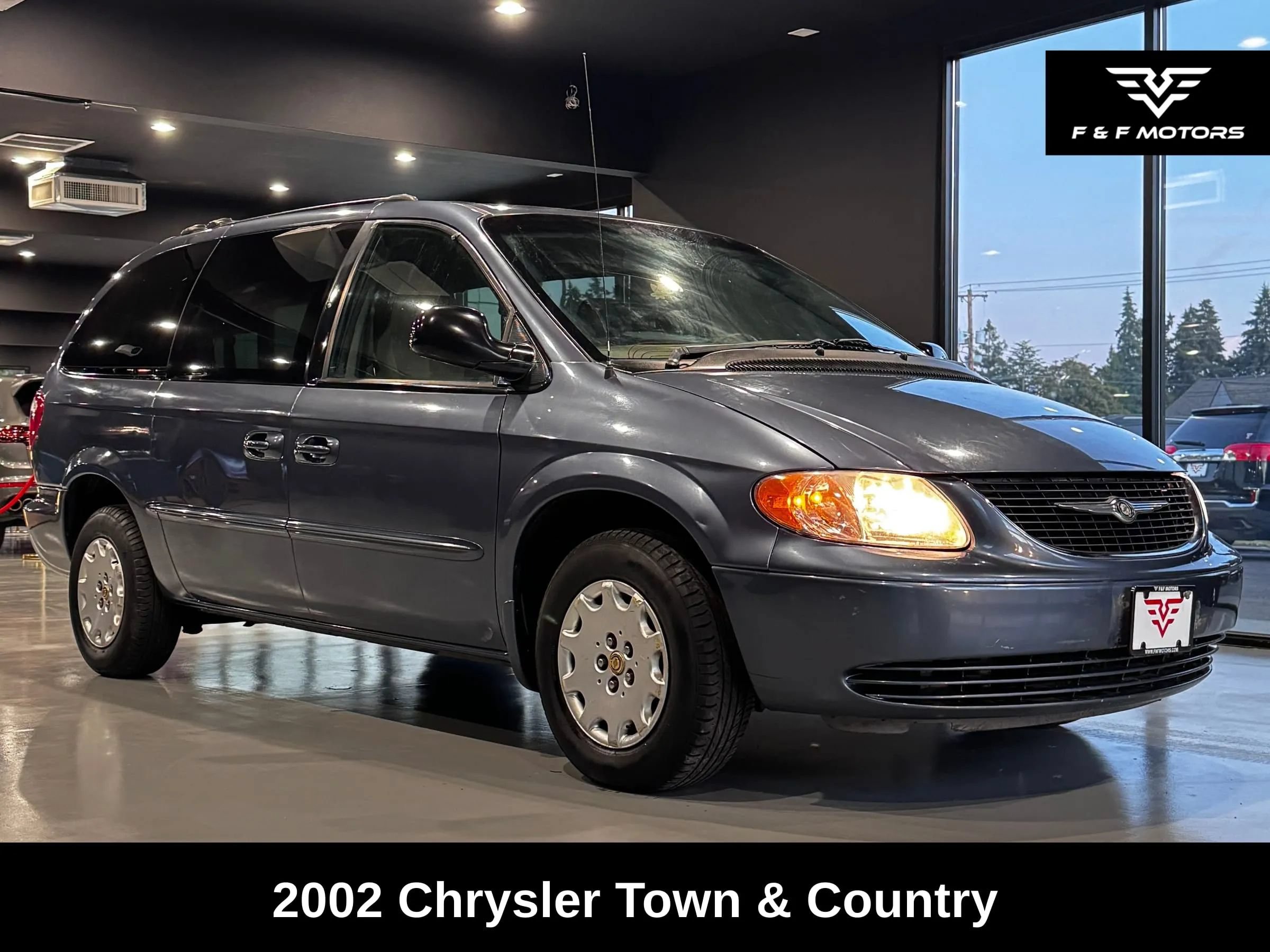 Used 2002 Chrysler Town & Country LX
