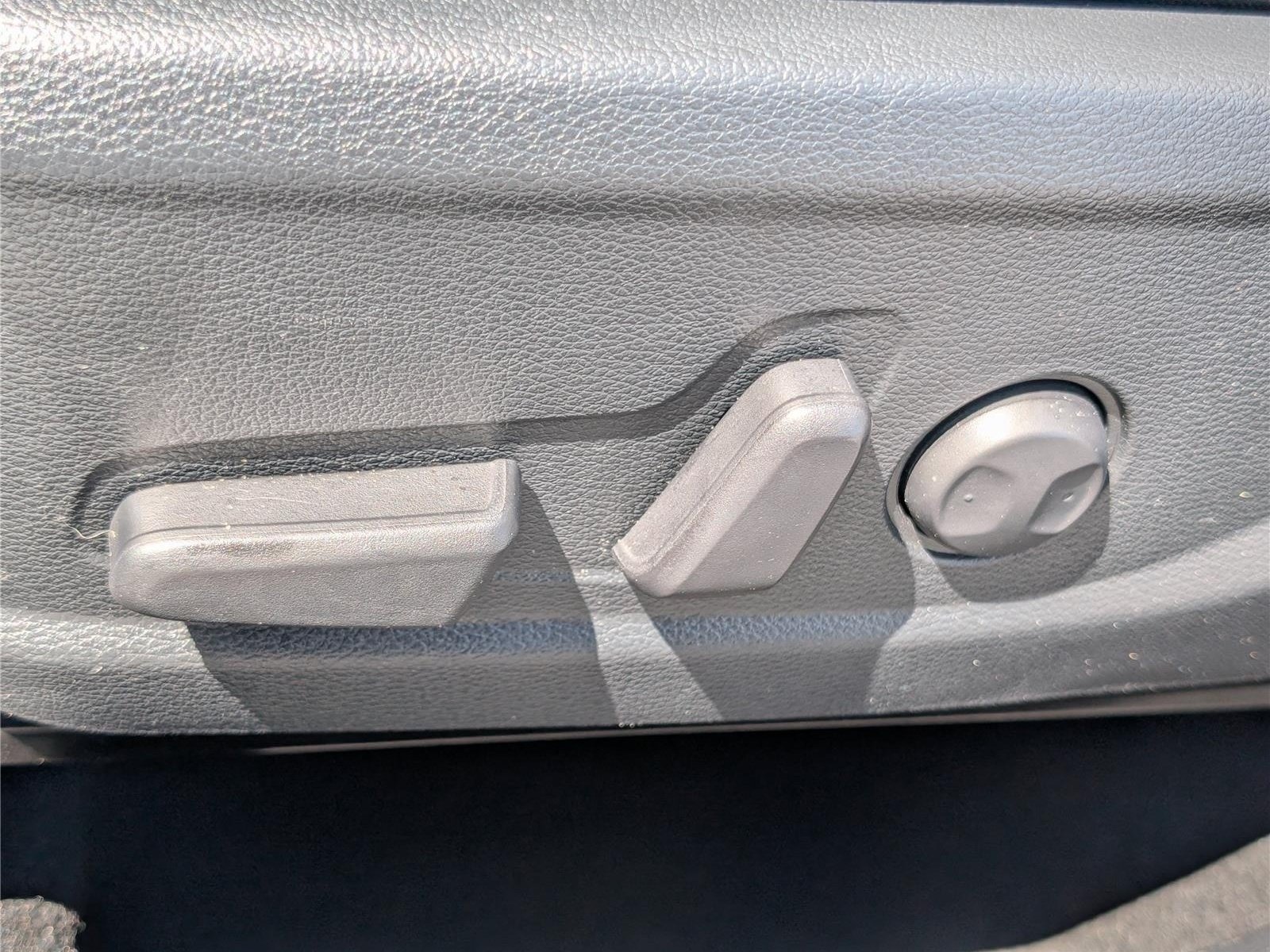 Used 2024 Kia Soul S FWD image 19