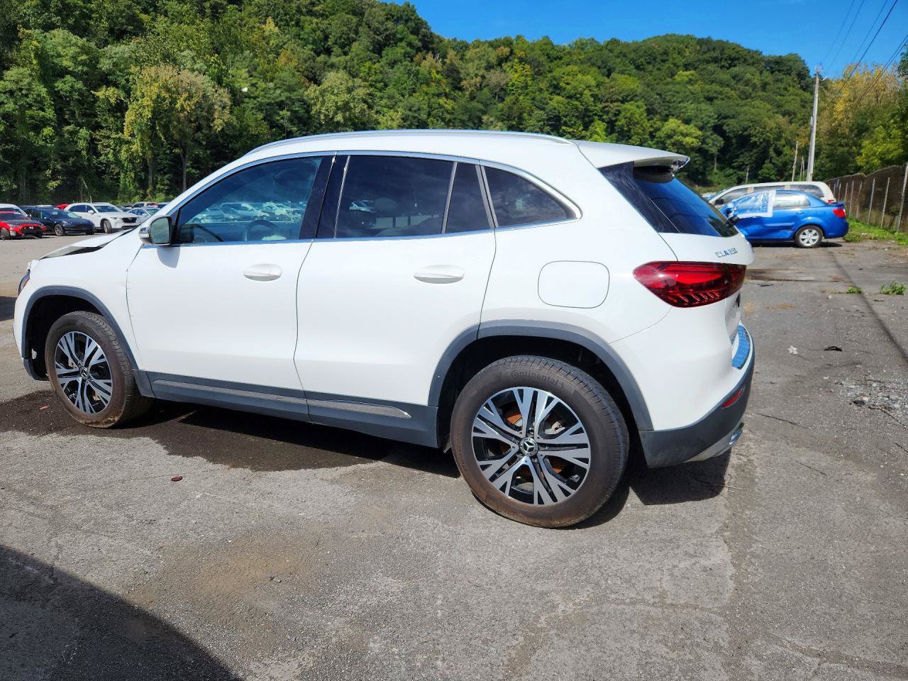 Used 2025 Mercedes-Benz GLA 250 4MATIC image 4