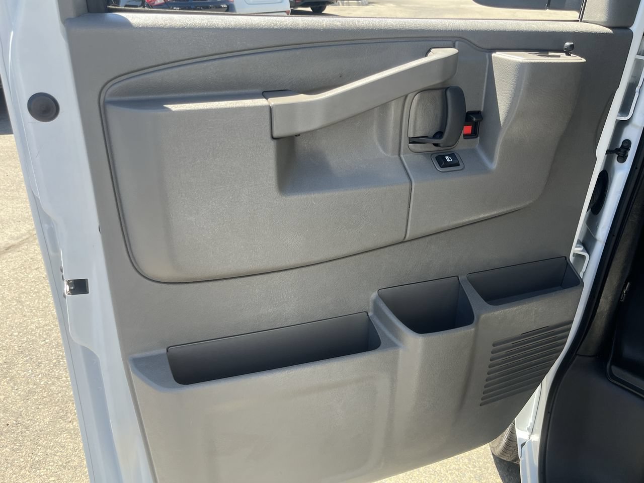 Used 2024 Chevrolet Express 2500 Extended w/ Driver Convenience Package RWD image 18
