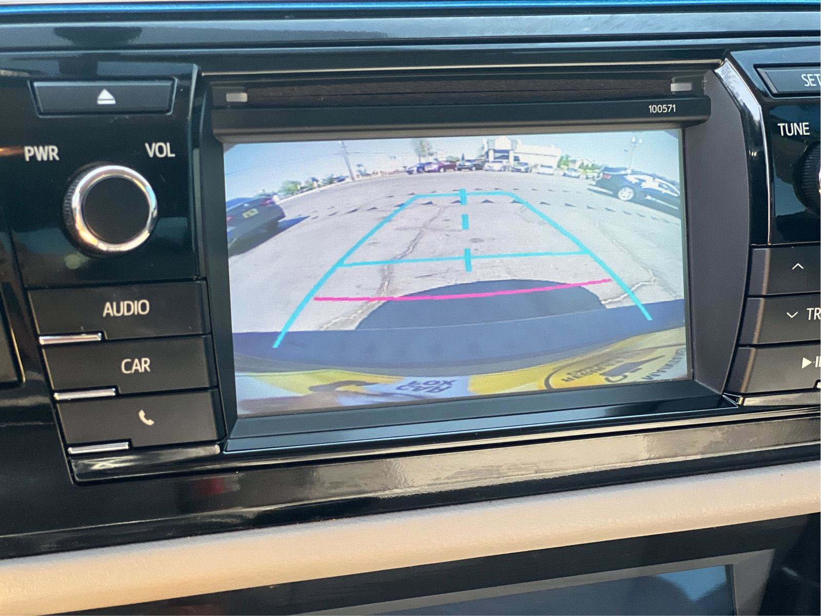 Used 2016 Toyota Corolla LE FWD image 6