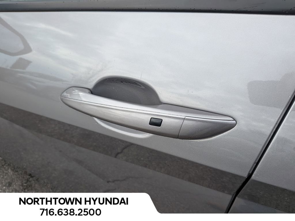 Certified 2023 Hyundai Elantra SEL image 40
