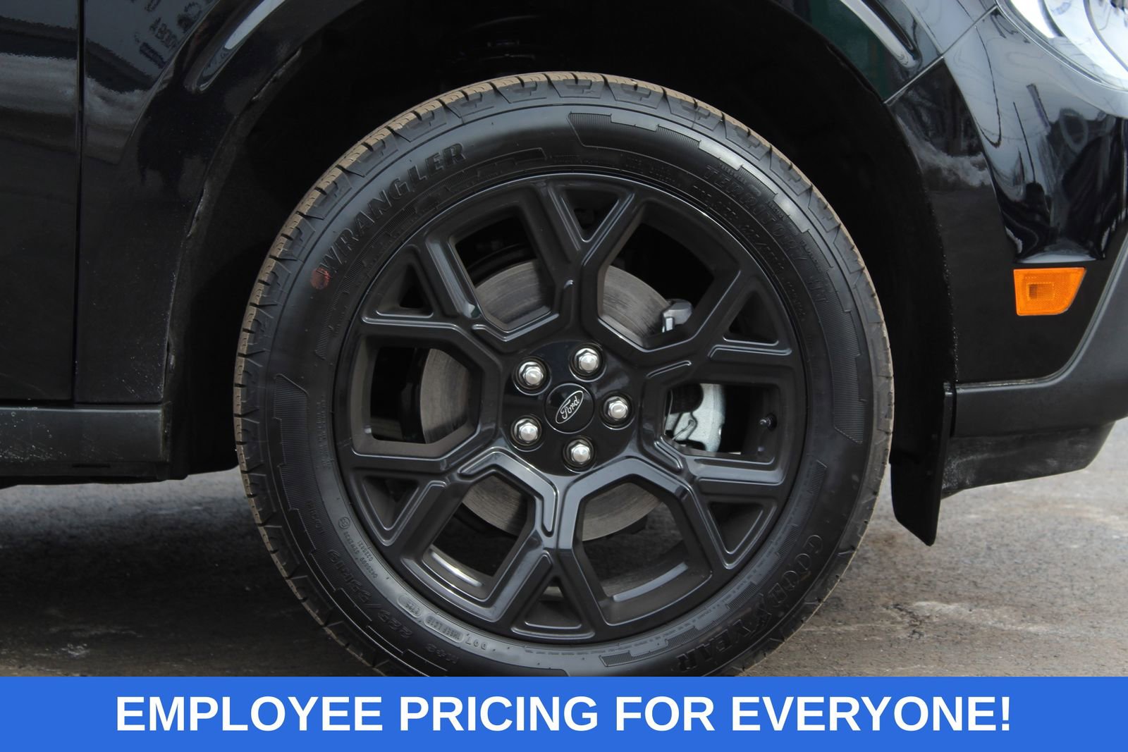 New 2025 Ford Maverick XLT w/ Black Appearance Package AWD/4WD image 23