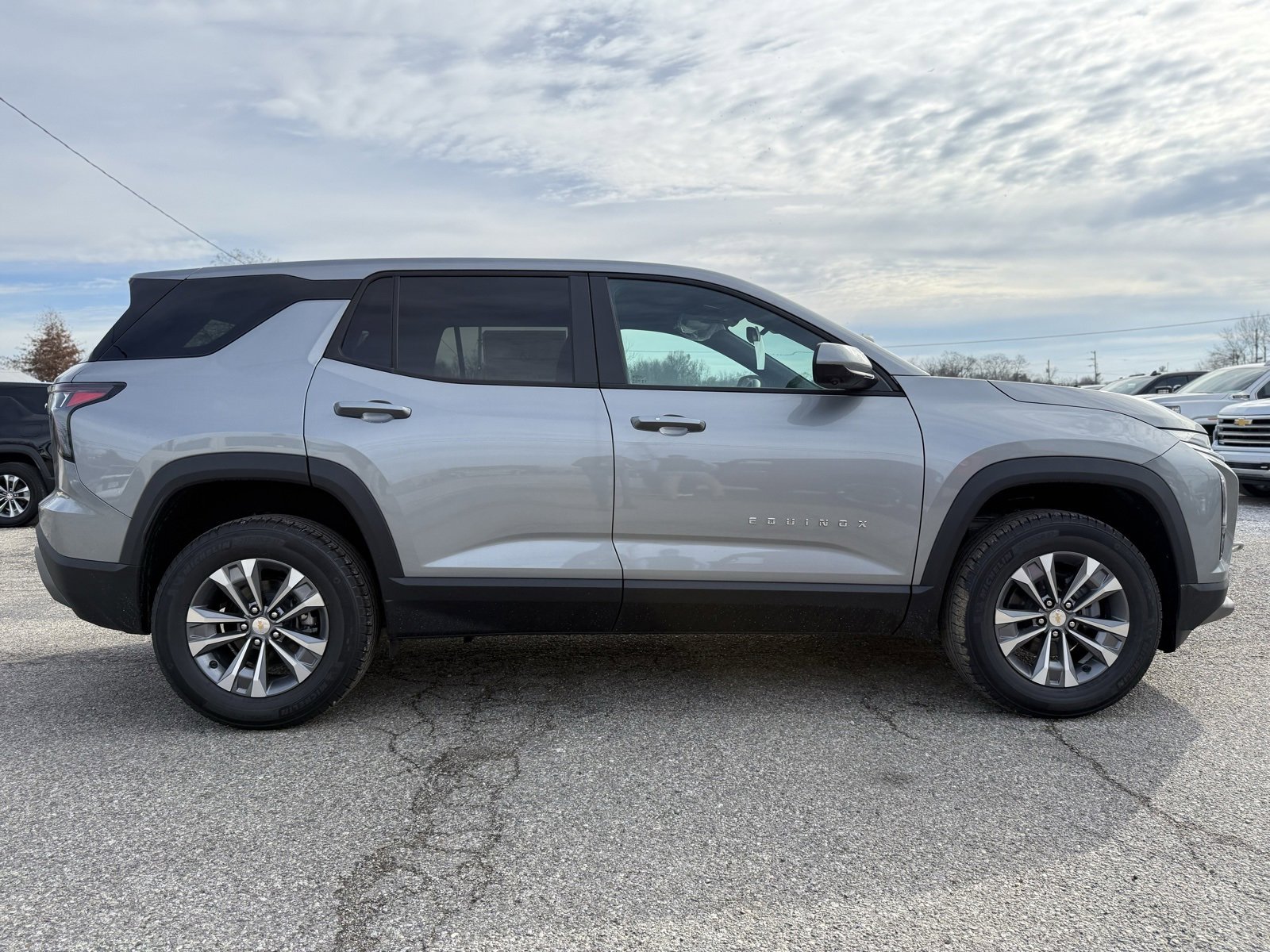 New 2026 Chevrolet Equinox LT w/ Safety and Technology Package image 9