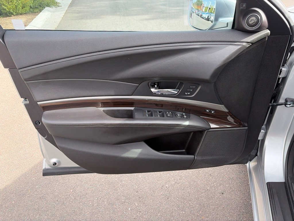Used 2014 Acura RLX w/ Technology Package FWD image 22