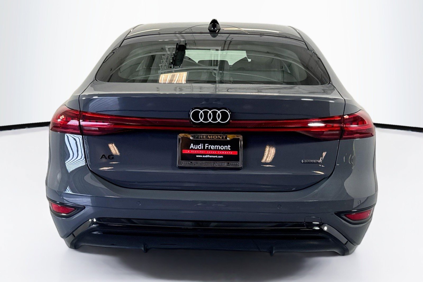 Used 2025 Audi A6 e-tron Premium Plus w/ Premium Plus image 6