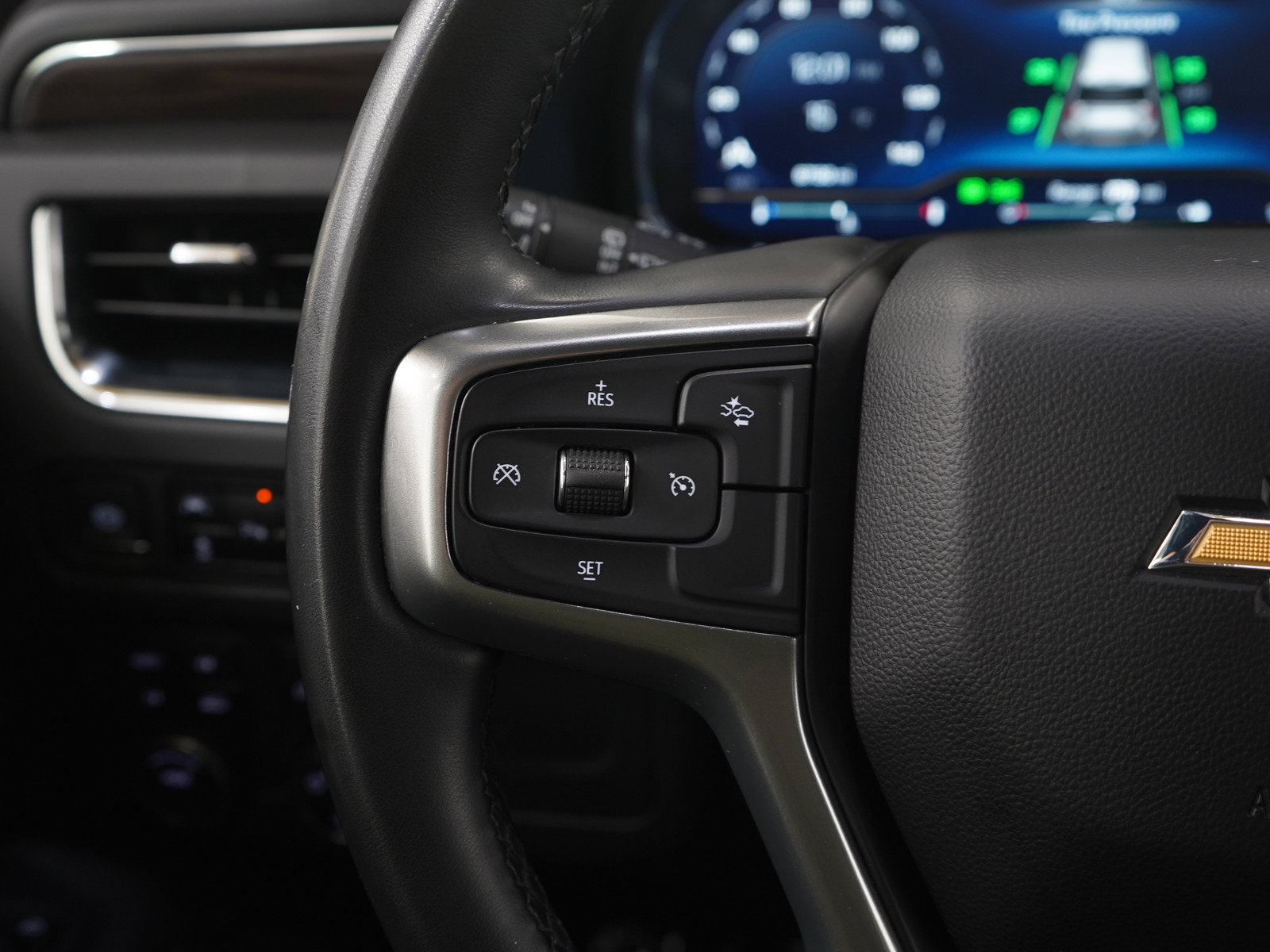 Used 2023 Chevrolet Tahoe LT AWD/4WD image 25
