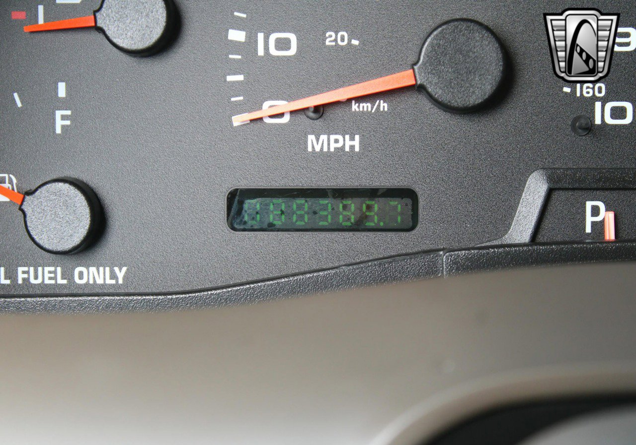 Used 2003 Ford Excursion Limited image 19