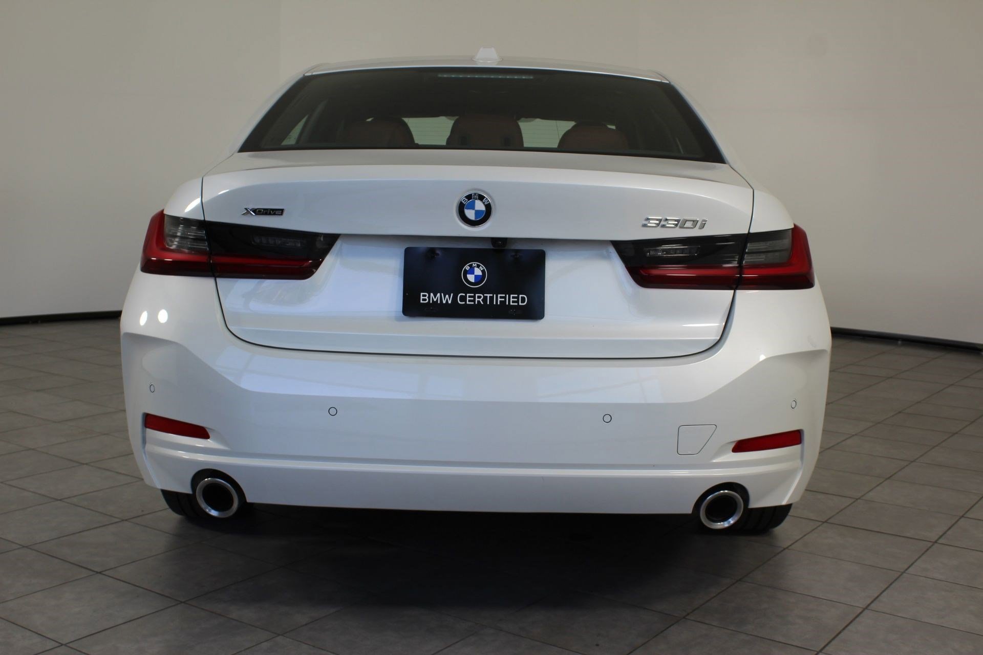 Certified 2025 BMW 330i xDrive Sedan image 10