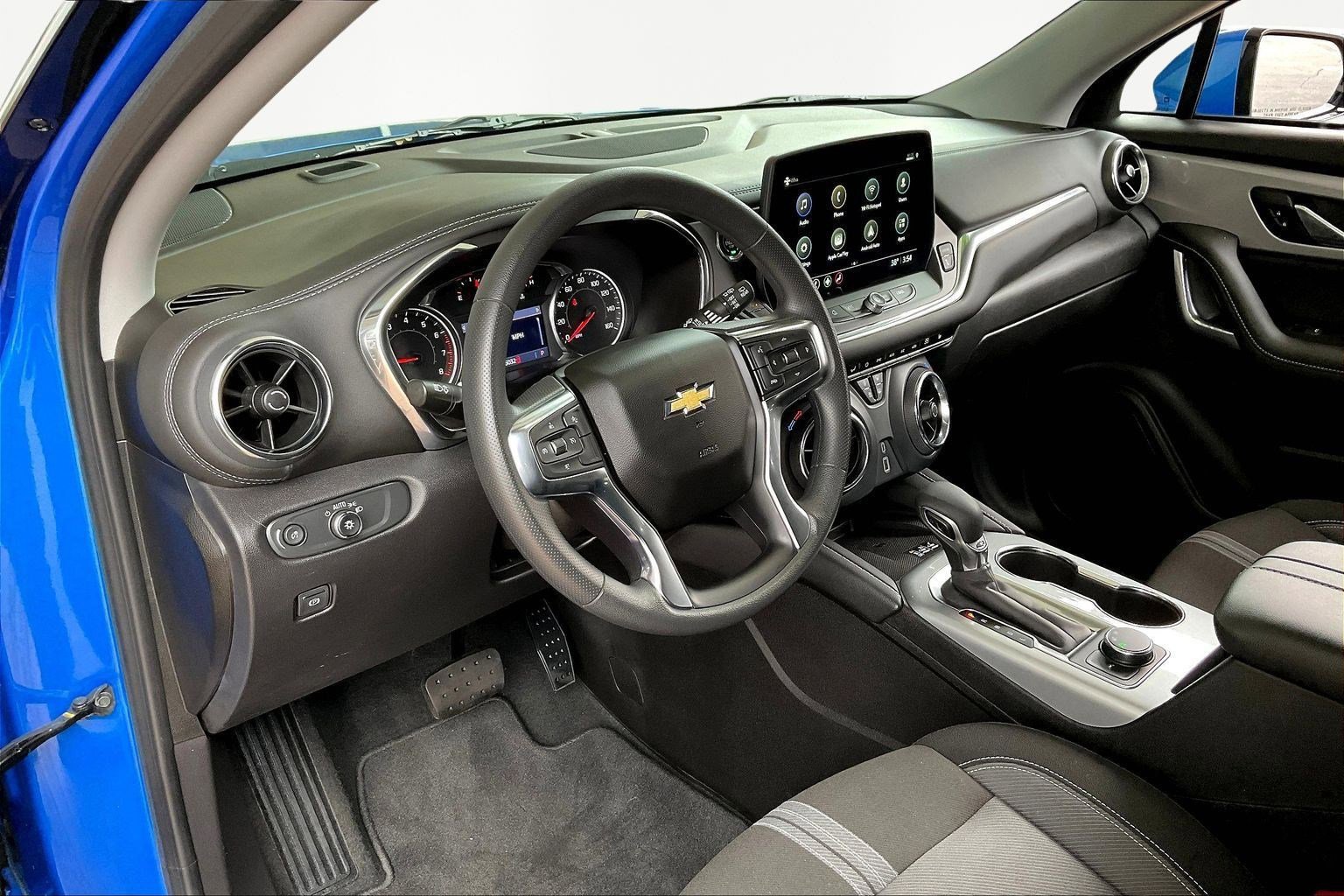 Used 2024 Chevrolet Blazer LT w/ Convenience Package image 16