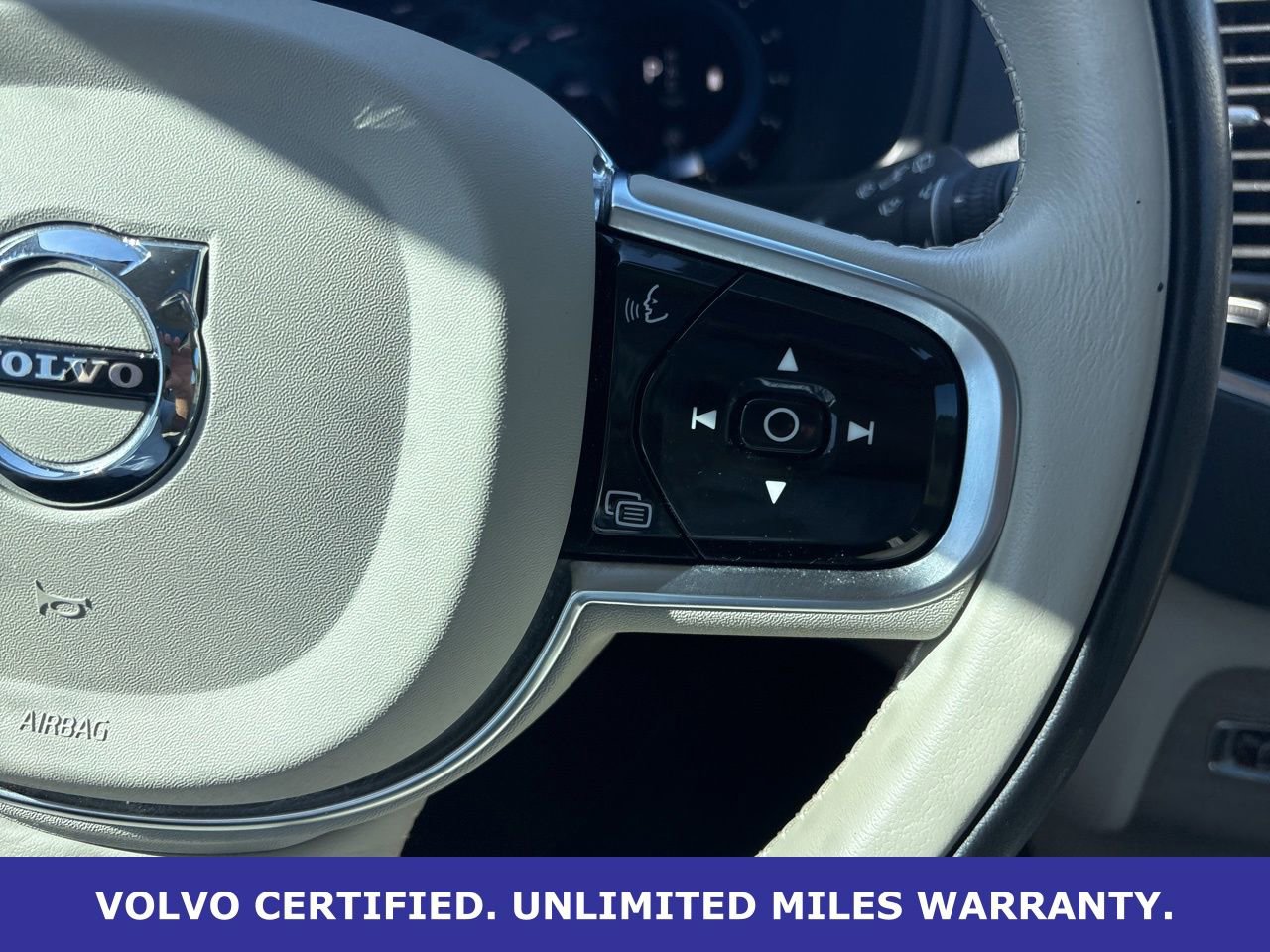 Used 2023 Volvo XC90 B6 Plus w/ Protection Package Premier image 24