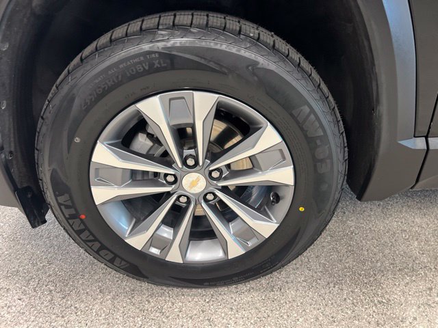 Used 2025 Chevrolet Equinox LT AWD/4WD image 10