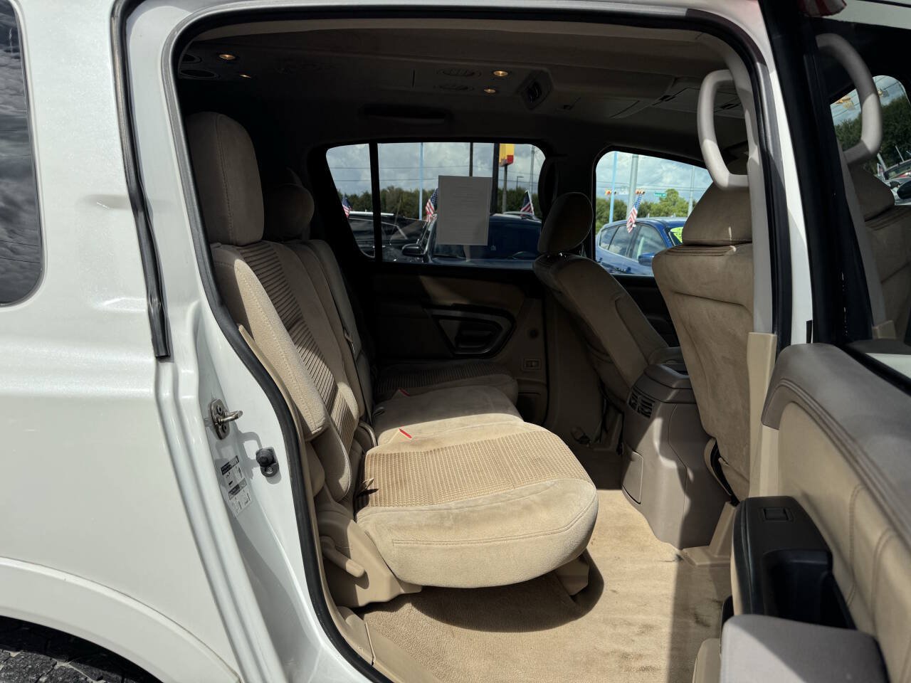 Used 2015 Nissan Armada SV RWD image 14