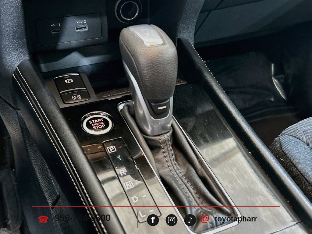 Used 2024 Nissan Kicks SV FWD image 15