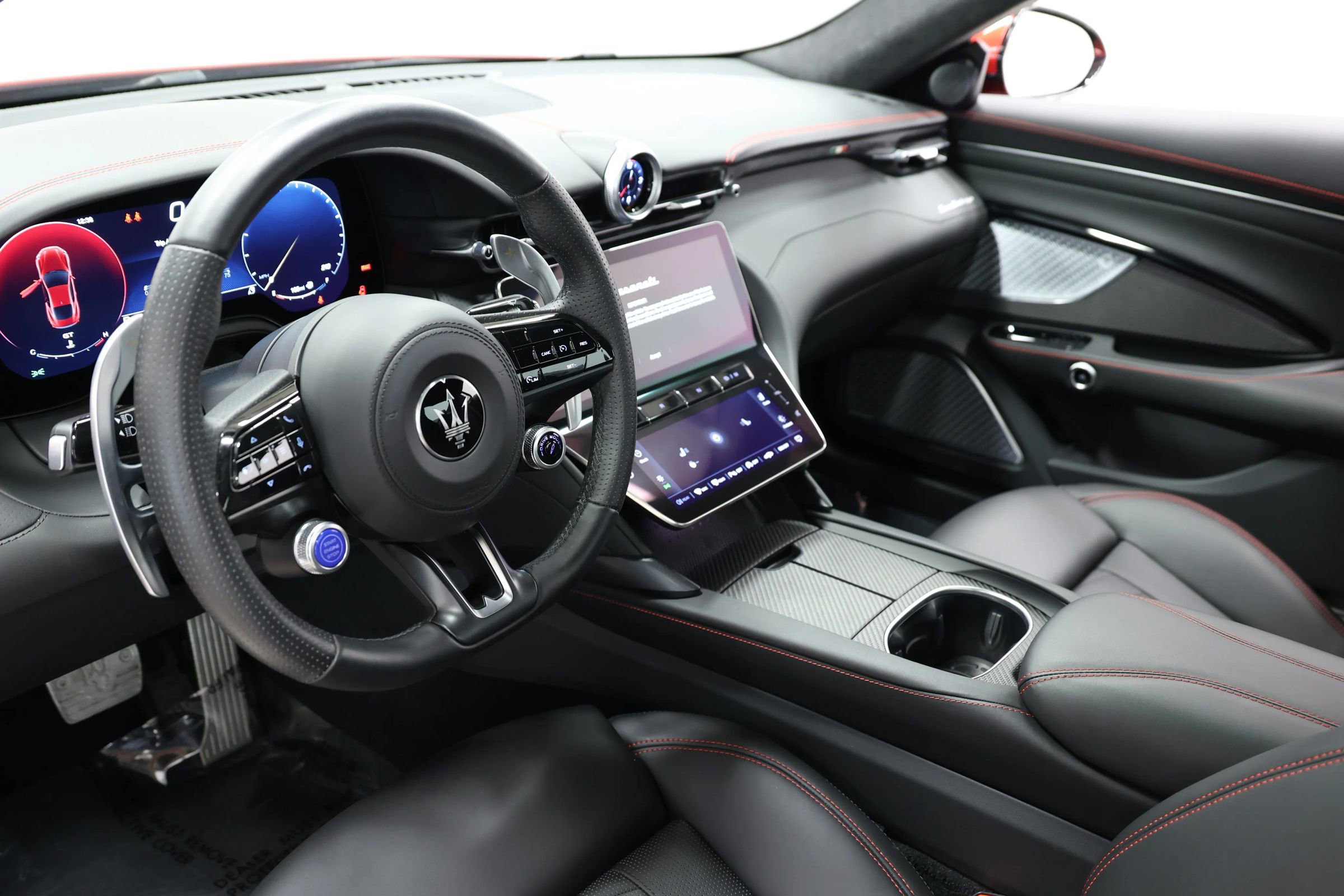 Used 2024 Maserati GranTurismo Trofeo image 2