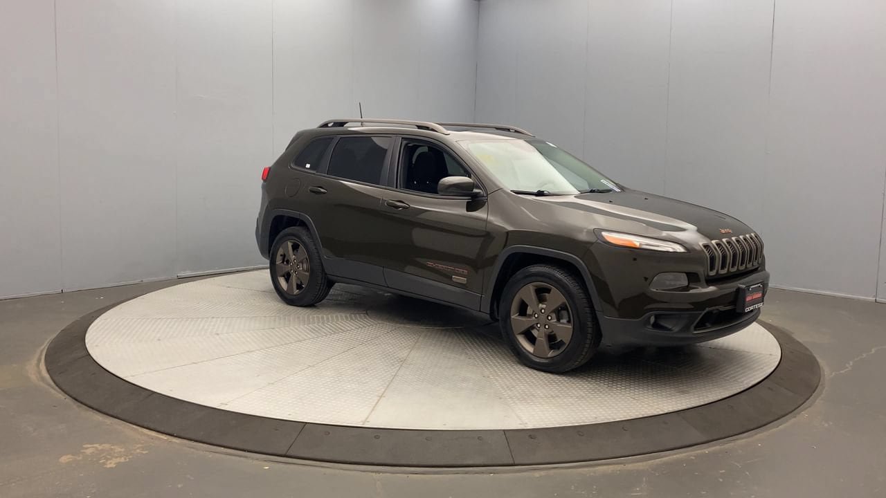 Used 2016 Jeep Cherokee 75th Anniversary AWD/4WD image 7
