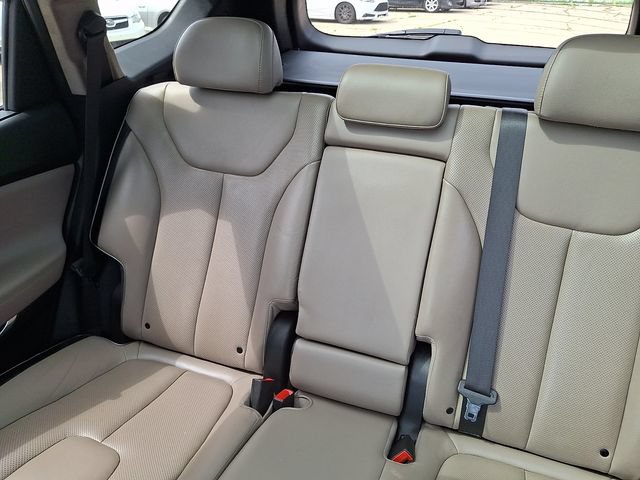 Used 2023 Hyundai Santa Fe Limited w/ Cargo Package AWD/4WD image 18