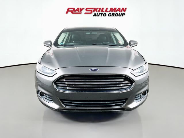 Used 2013 Ford Fusion SE image 2