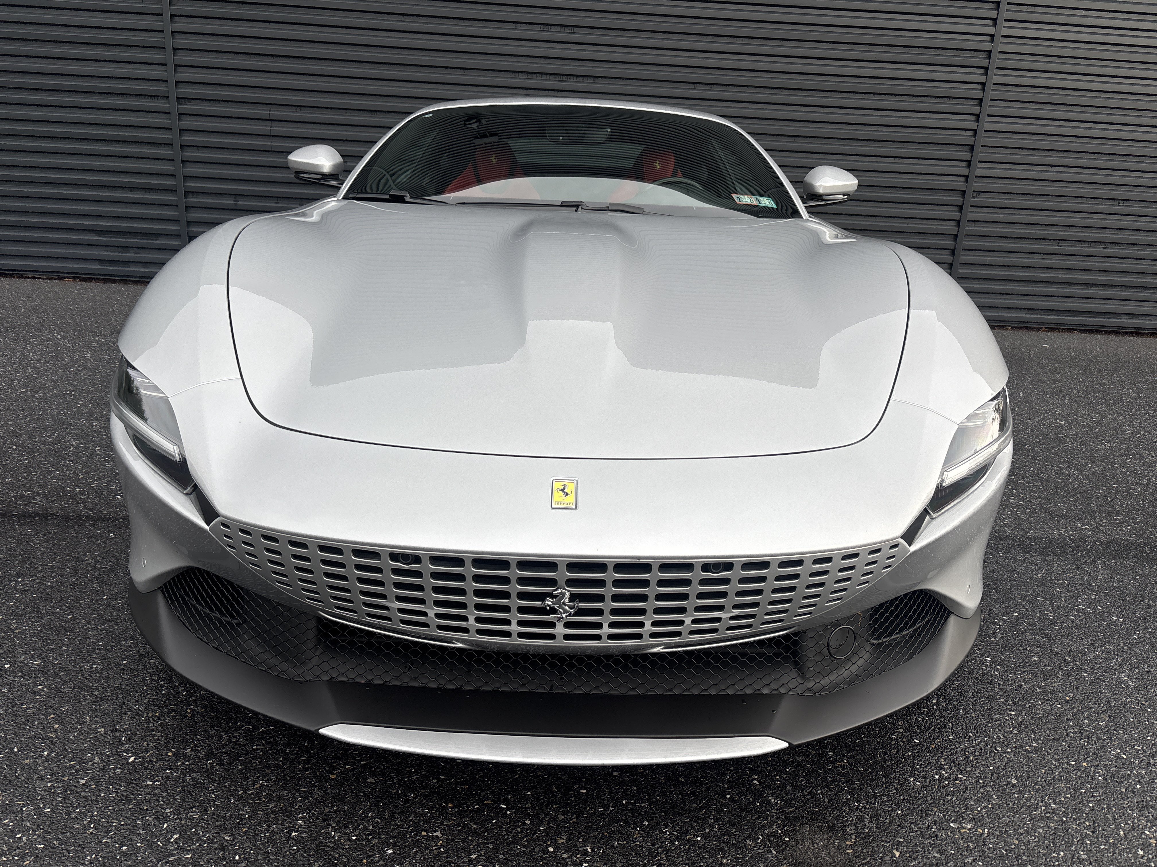 Used 2022 Ferrari Roma RWD image 8
